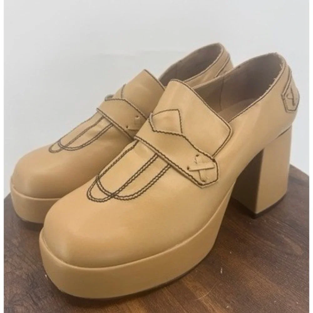 Funtasma Womens Tan Platform Block Heel Loafer Shoes SZ 11 Disco 70s Retro